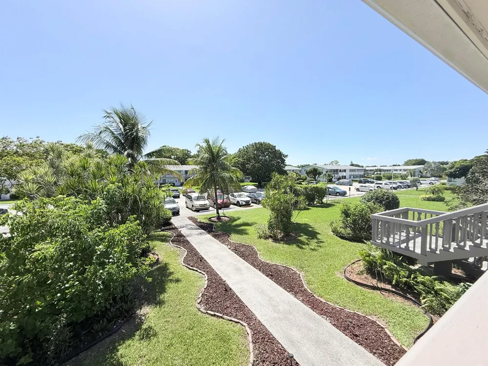 22 Markham A Deerfield Beach, FL 33442