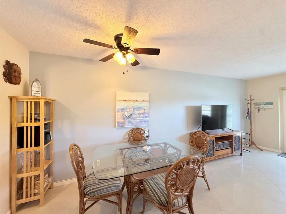 22 Markham A Deerfield Beach, FL 33442