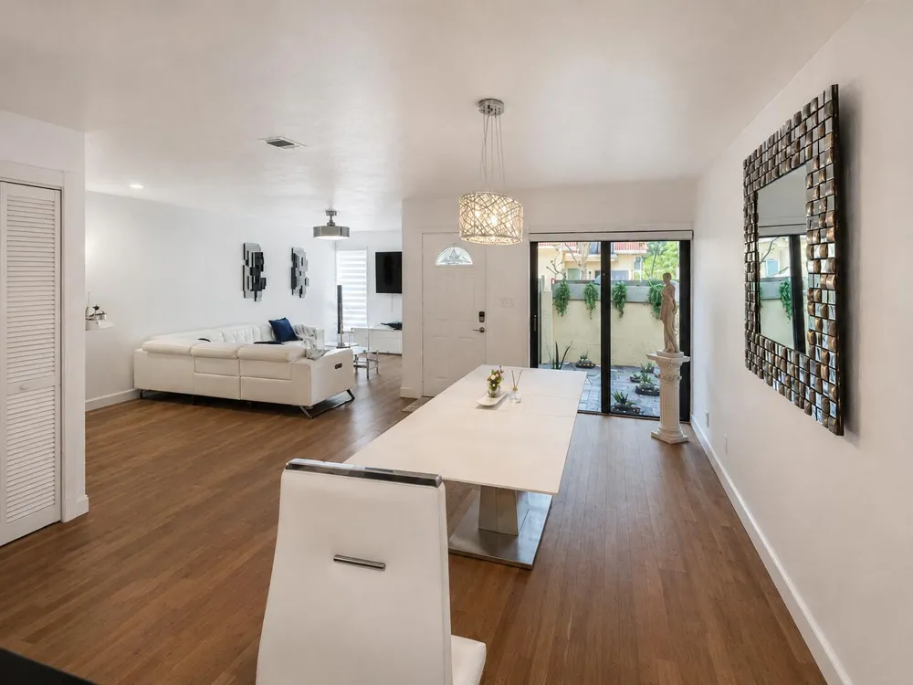 4226 NW 114TH TERRACE #26 Coral Springs, FL 33065