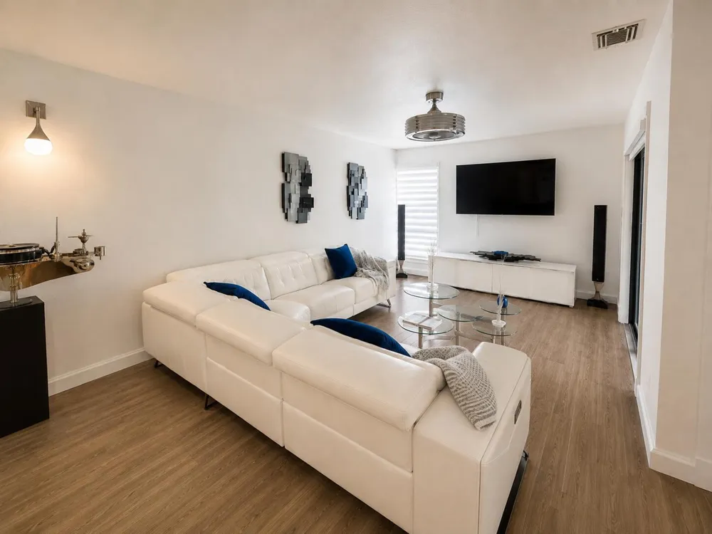 4226 NW 114TH TERRACE #26 Coral Springs, FL 33065