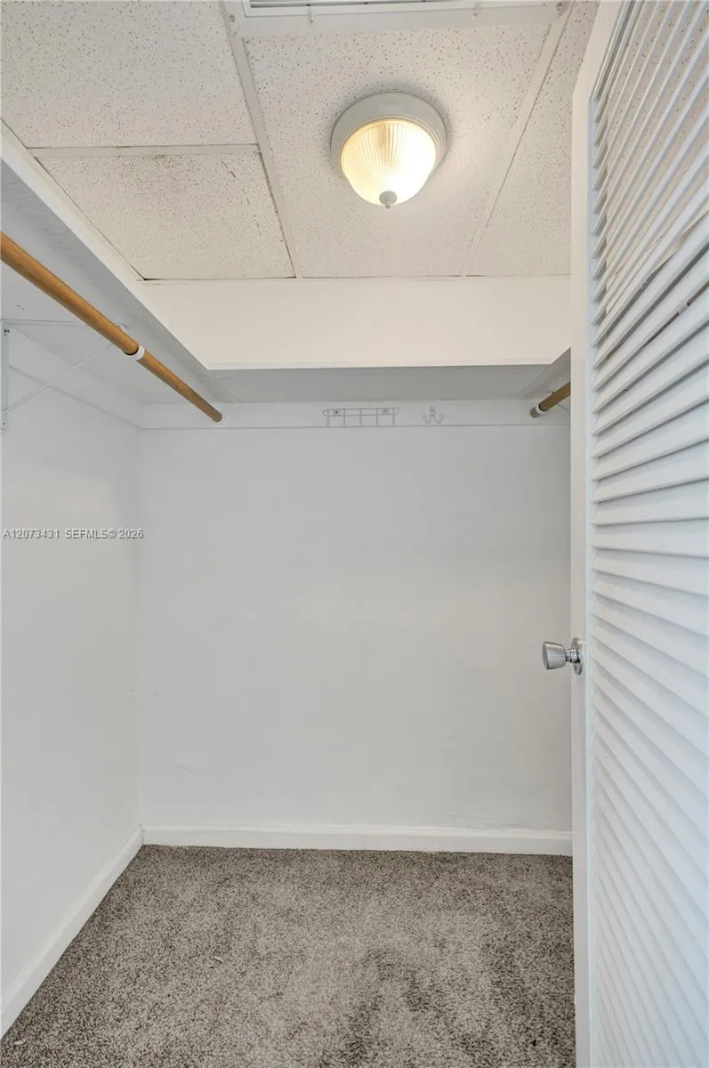 10350 W Bay Harbor Dr #3G Bay Harbor Islands, FL 33154