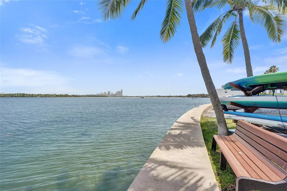 10350 W Bay Harbor Dr #3G Bay Harbor Islands, FL 33154