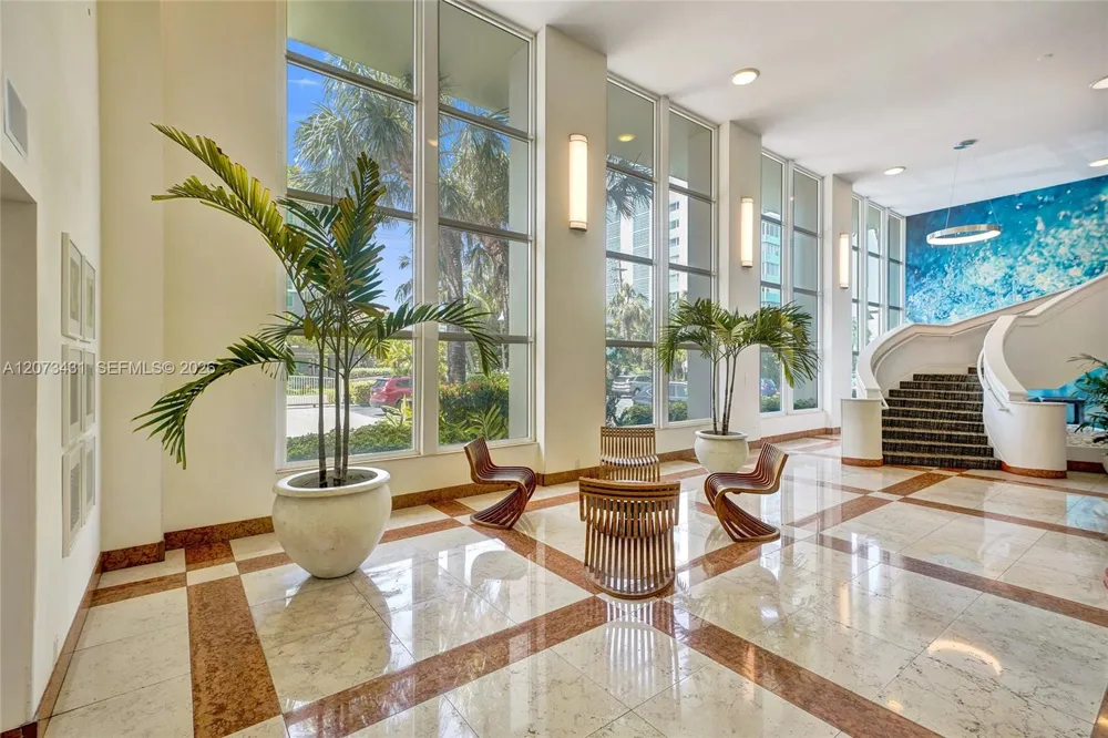 10350 W Bay Harbor Dr #3G Bay Harbor Islands, FL 33154