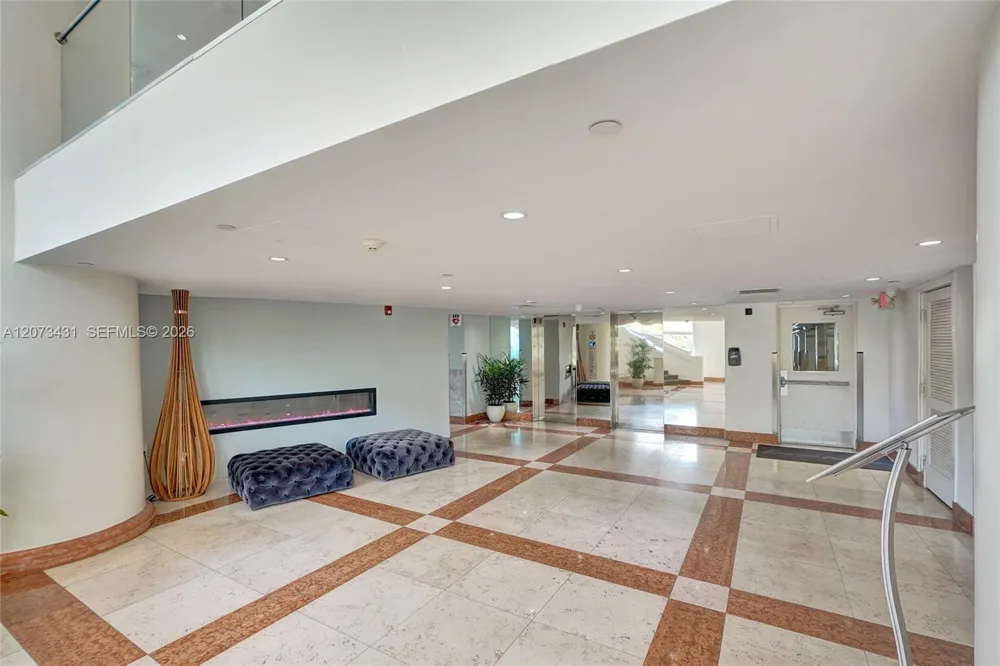 10350 W Bay Harbor Dr #3G Bay Harbor Islands, FL 33154