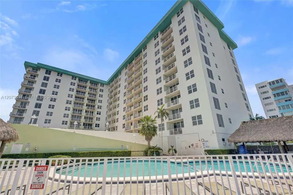 10350 W Bay Harbor Dr #3G Bay Harbor Islands, FL 33154
