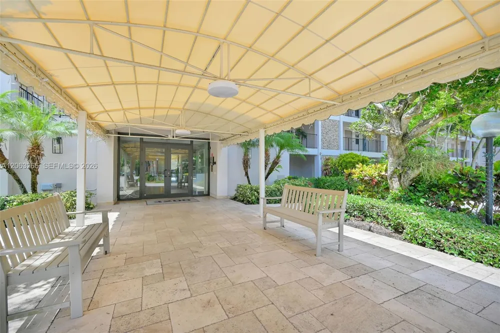 3200 Palm Aire Dr #610 Pompano Beach, FL 33069