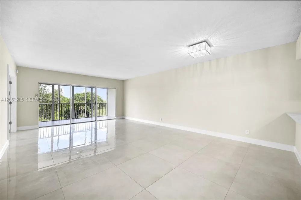3200 Palm Aire Dr #610 Pompano Beach, FL 33069
