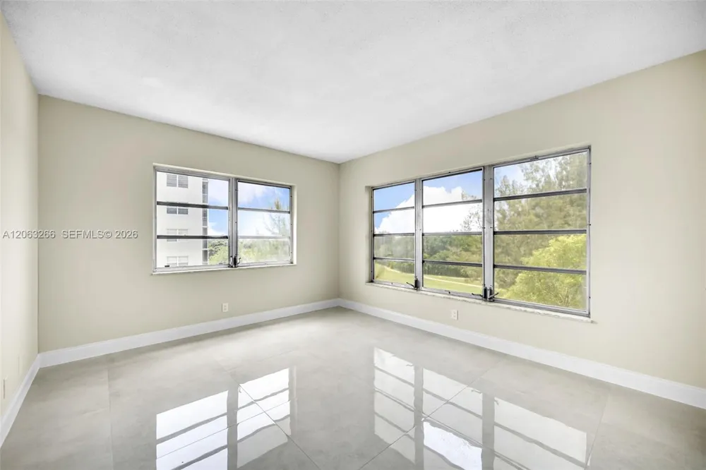 3200 Palm Aire Dr #610 Pompano Beach, FL 33069