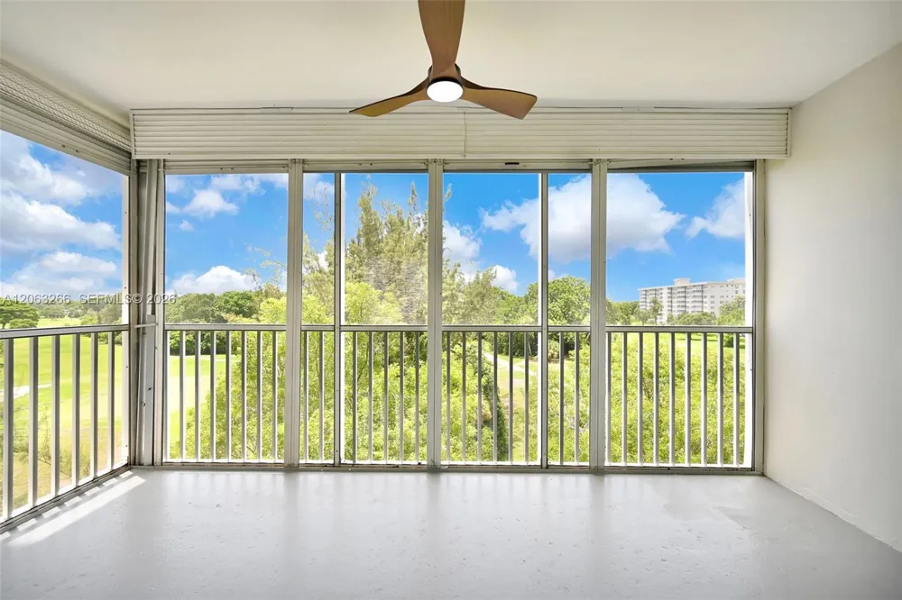 3200 Palm Aire Dr #610 Pompano Beach, FL 33069