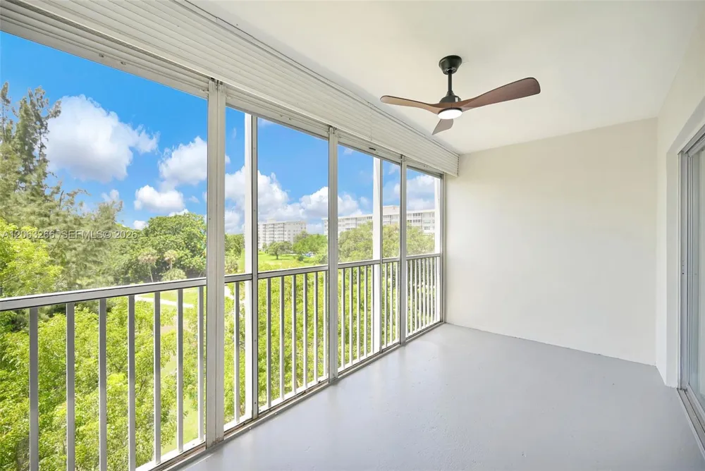 3200 Palm Aire Dr #610 Pompano Beach, FL 33069