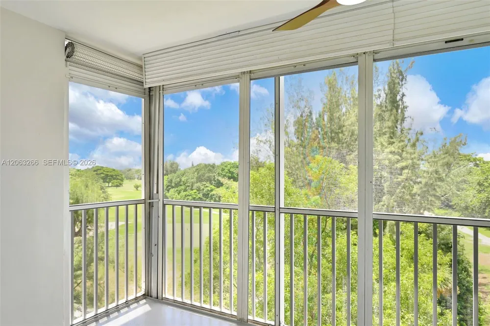 3200 Palm Aire Dr #610 Pompano Beach, FL 33069