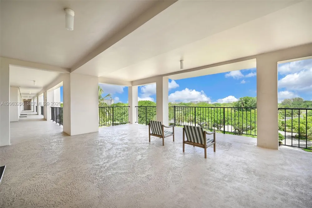 3200 Palm Aire Dr #610 Pompano Beach, FL 33069
