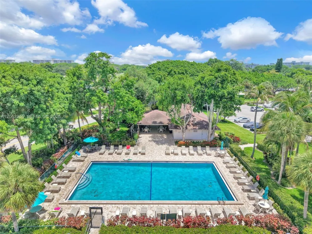 3200 Palm Aire Dr #610 Pompano Beach, FL 33069