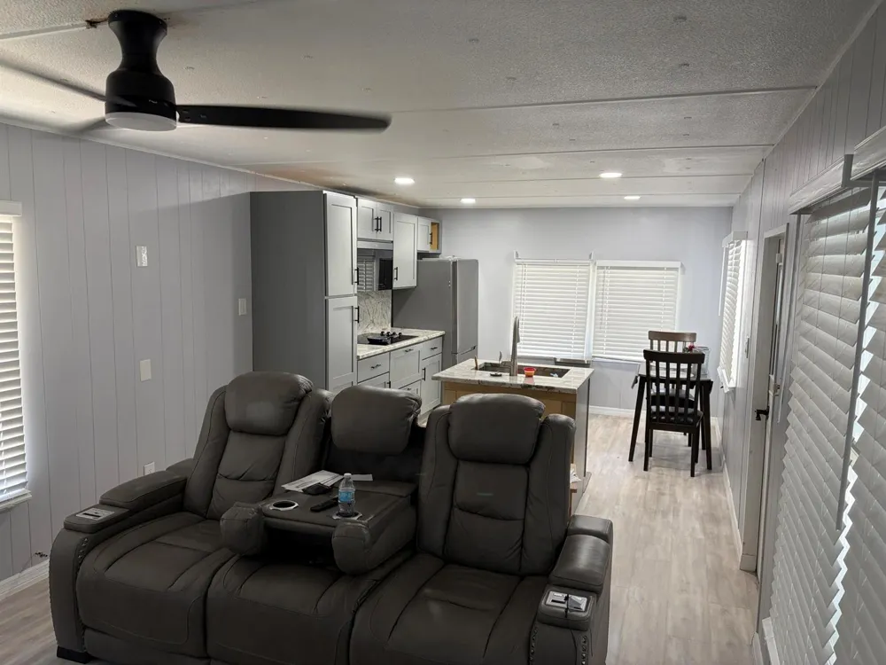 11055 SE Federal Highway #19 Hobe Sound, FL 33455