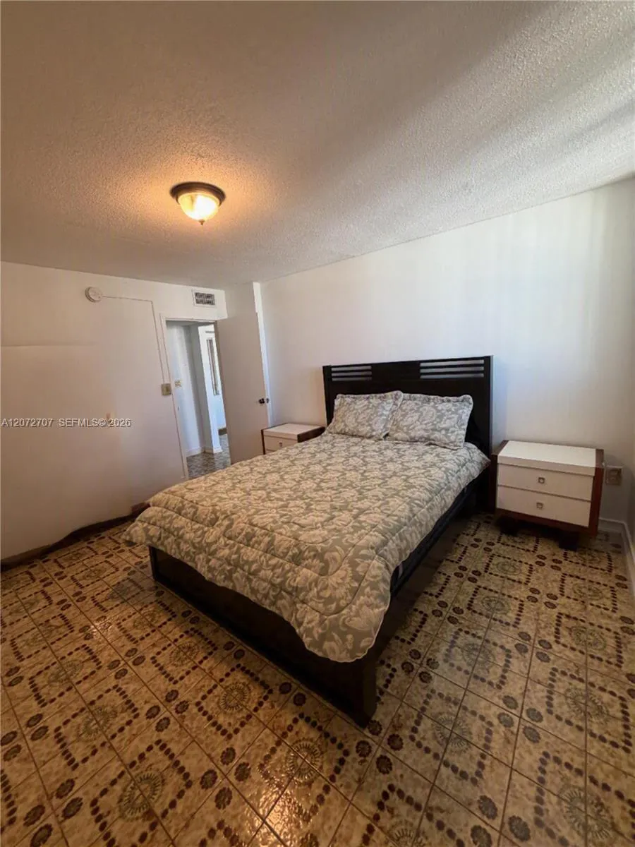 720 Collins Ave #502 Miami Beach, FL 33139