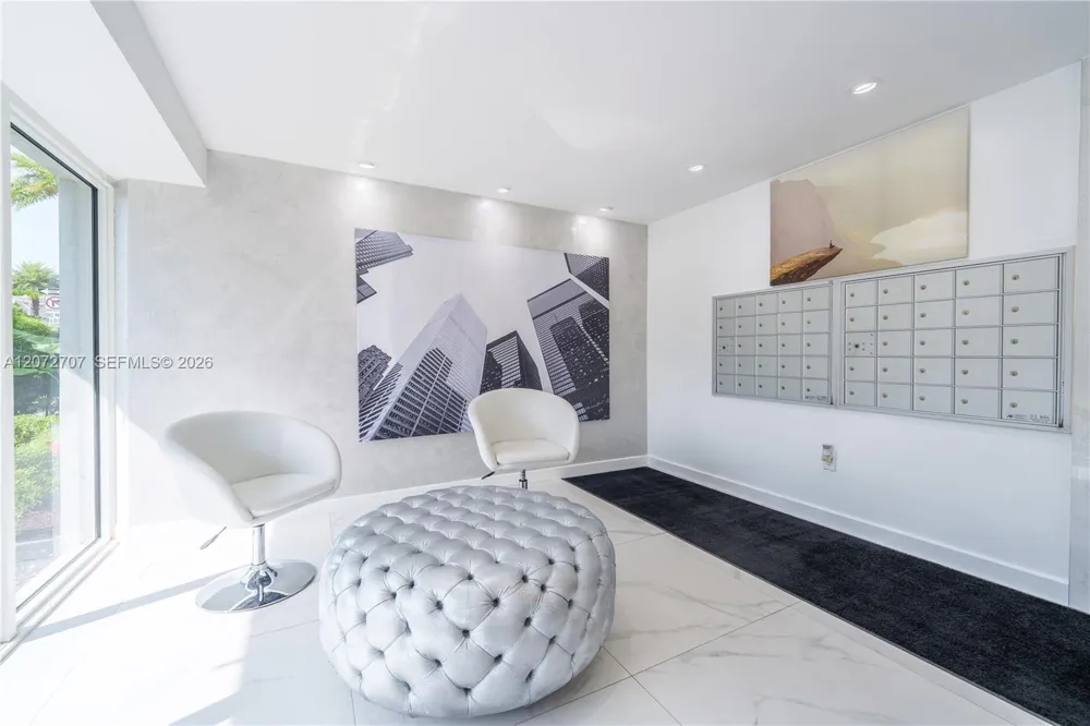 720 Collins Ave #502 Miami Beach, FL 33139