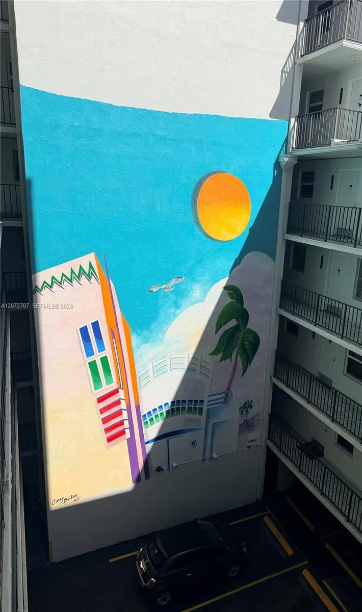 720 Collins Ave #502 Miami Beach, FL 33139