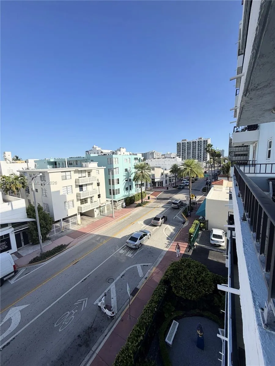 720 Collins Ave #502 Miami Beach, FL 33139