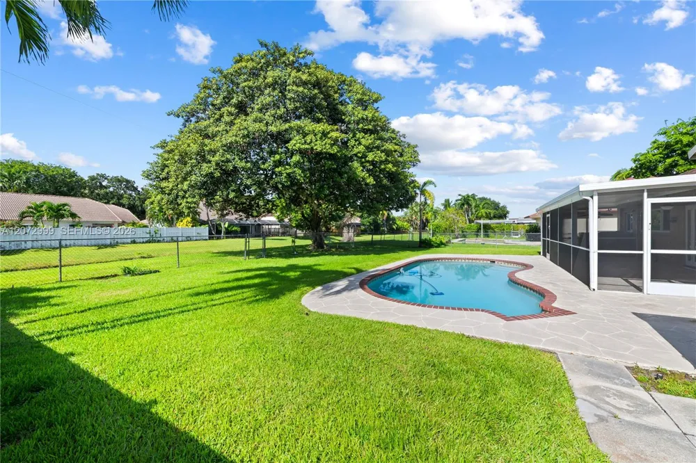 10370 NW 20th Ct Sunrise, FL 33322