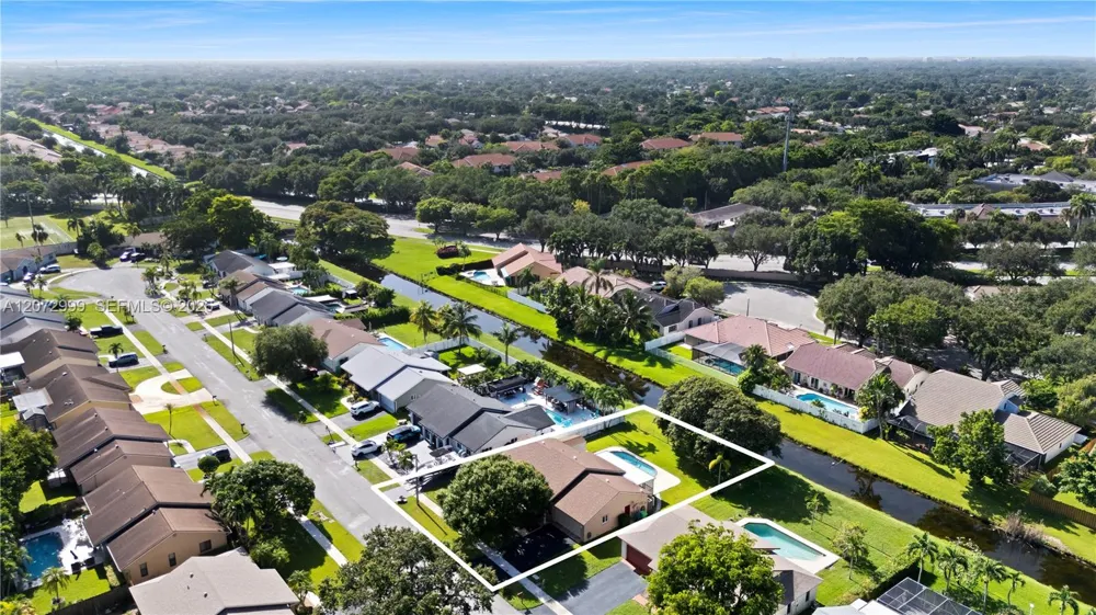 10370 NW 20th Ct Sunrise, FL 33322