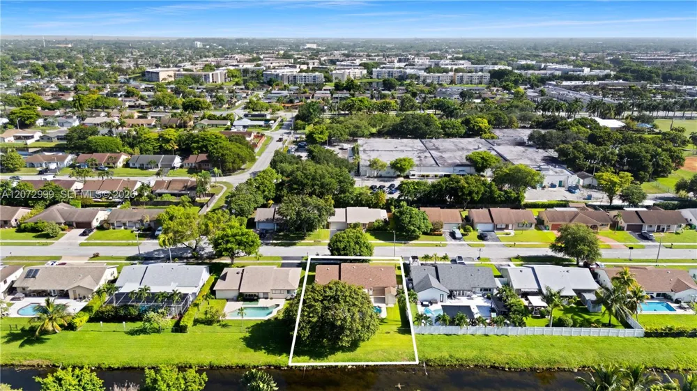 10370 NW 20th Ct Sunrise, FL 33322