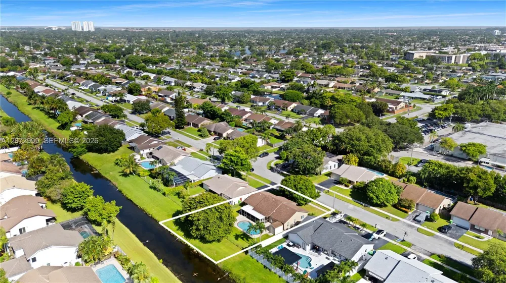 10370 NW 20th Ct Sunrise, FL 33322