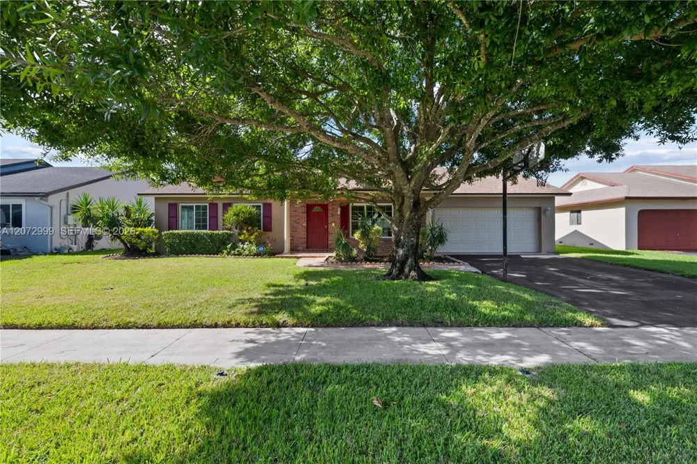 10370 NW 20th Ct Sunrise, FL 33322