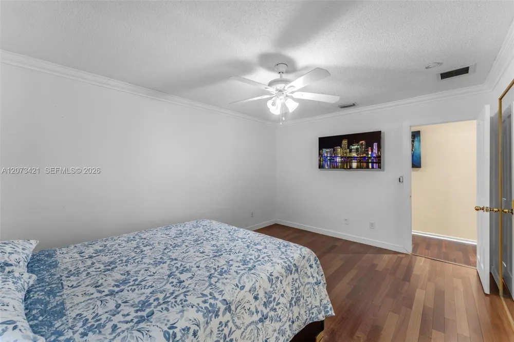 8390 SW 2nd St Miami, FL 33144