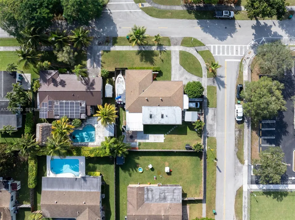 10431 SW 93rd St Miami, FL 33176