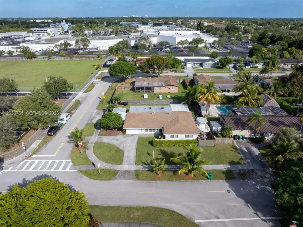 10431 SW 93rd St Miami, FL 33176