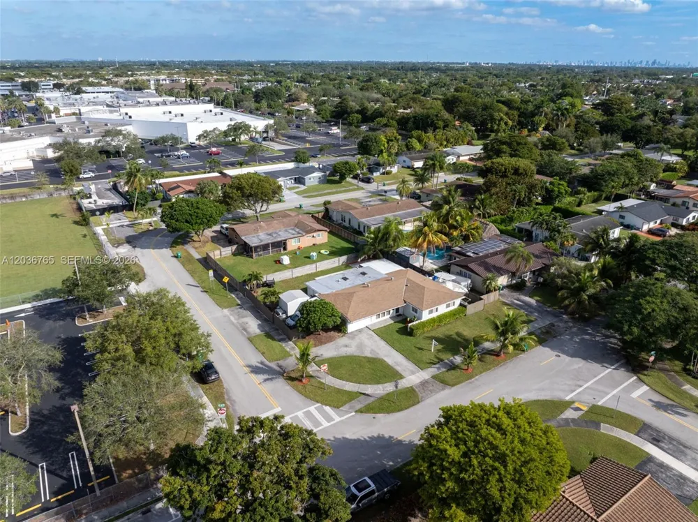 10431 SW 93rd St Miami, FL 33176