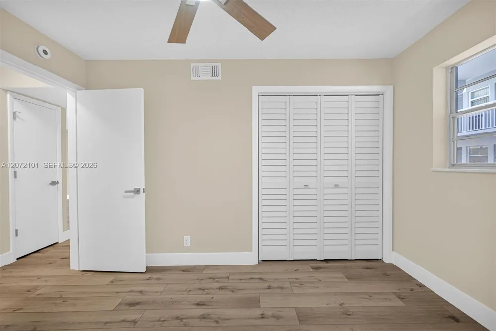 215 SE 3rd Ave #206B Hallandale Beach, FL 33009