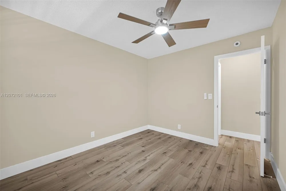 215 SE 3rd Ave #206B Hallandale Beach, FL 33009