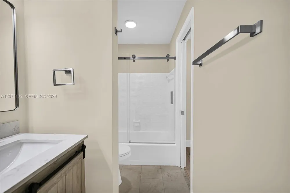215 SE 3rd Ave #206B Hallandale Beach, FL 33009