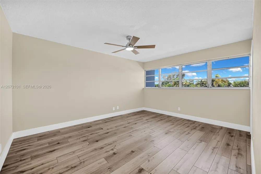 215 SE 3rd Ave #206B Hallandale Beach, FL 33009