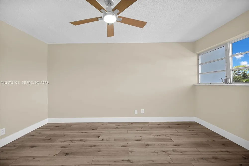 215 SE 3rd Ave #206B Hallandale Beach, FL 33009