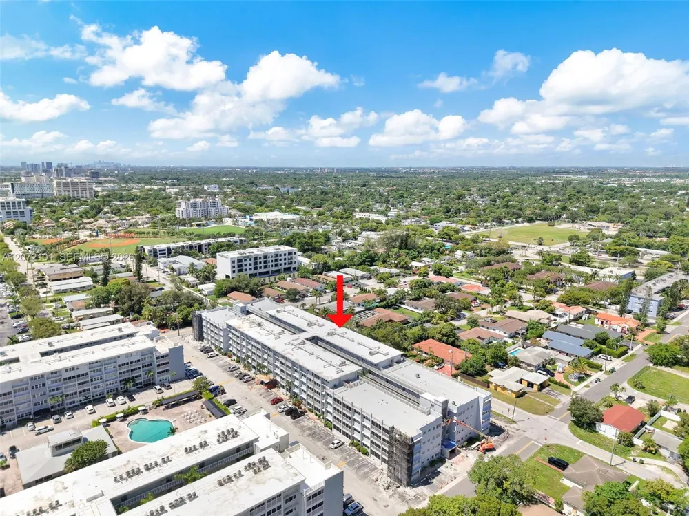 215 SE 3rd Ave #206B Hallandale Beach, FL 33009