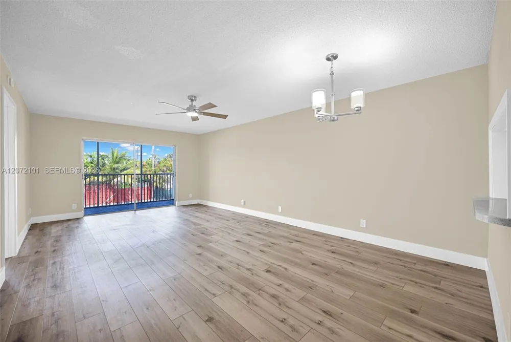 215 SE 3rd Ave #206B Hallandale Beach, FL 33009