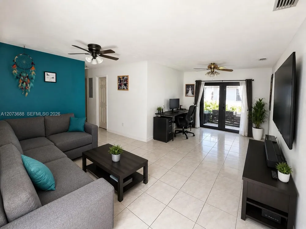4860 NW 190th St Miami Gardens, FL 33055