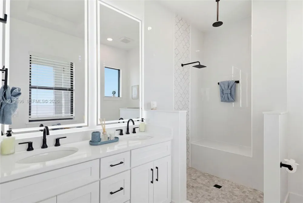 2725 S. HIGHWAY A1A Melbourne Beach, FL 32951