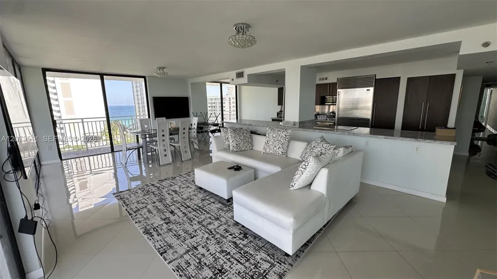 210 174th St #1119 Sunny Isles Beach, FL 33160