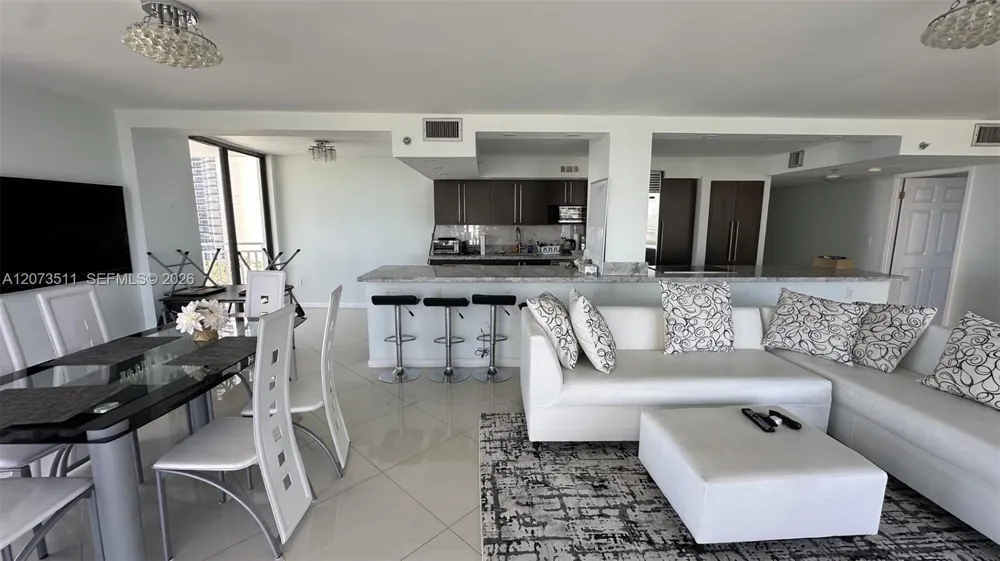 210 174th St #1119 Sunny Isles Beach, FL 33160