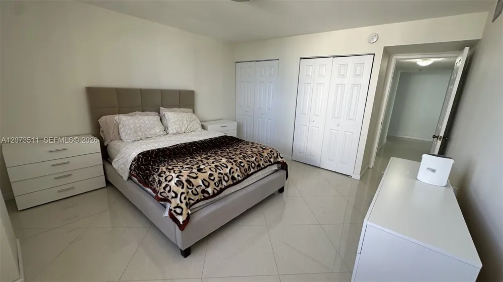 210 174th St #1119 Sunny Isles Beach, FL 33160