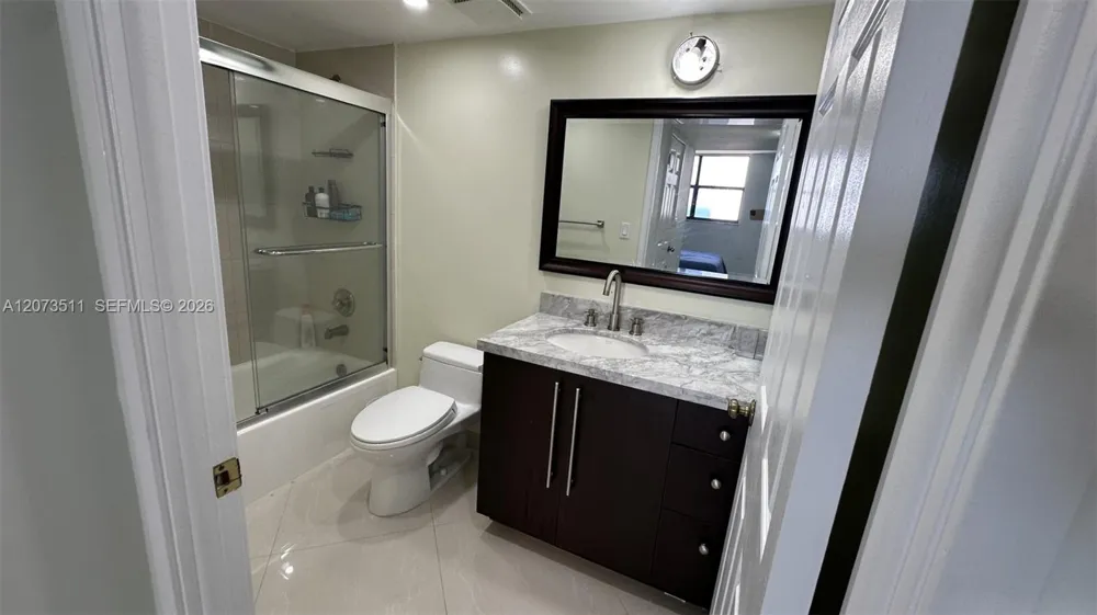 210 174th St #1119 Sunny Isles Beach, FL 33160