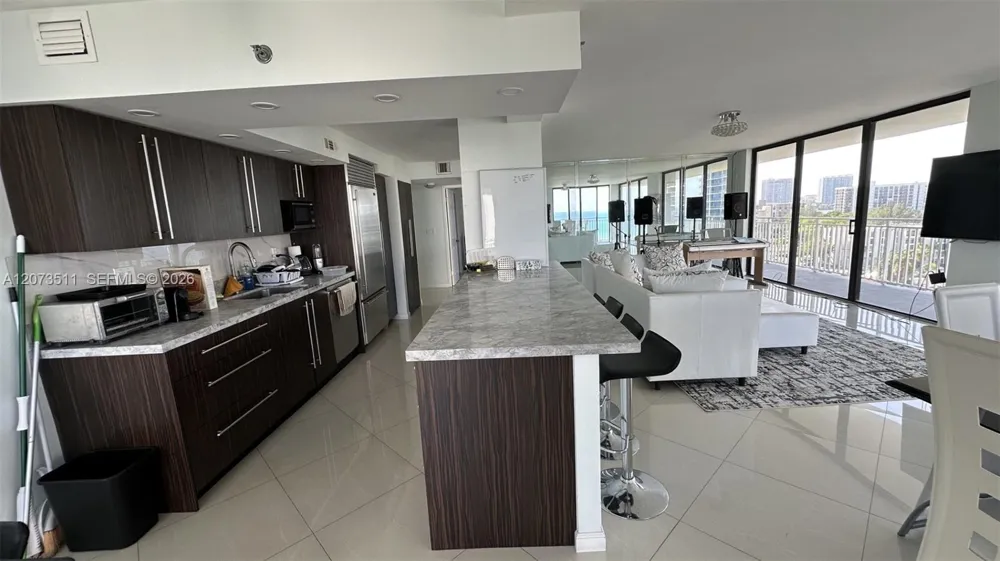 210 174th St #1119 Sunny Isles Beach, FL 33160