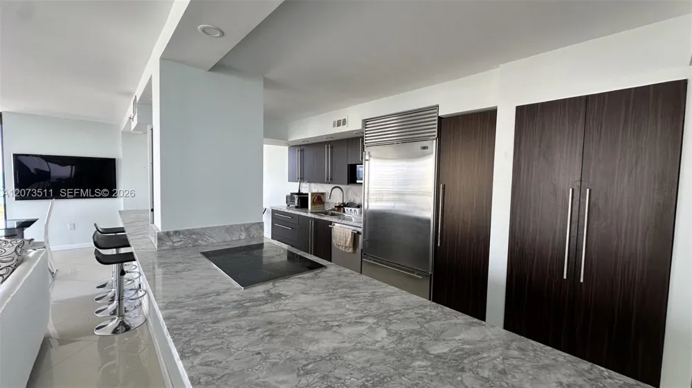 210 174th St #1119 Sunny Isles Beach, FL 33160