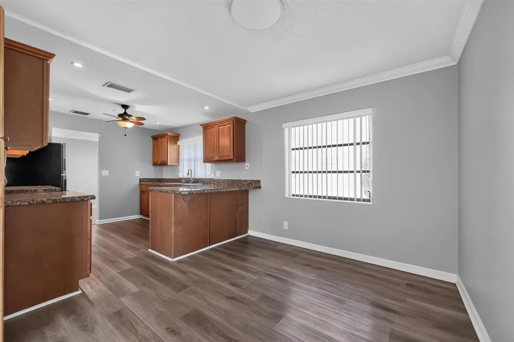 7823 NW 40TH STREET Coral Springs, FL 33065