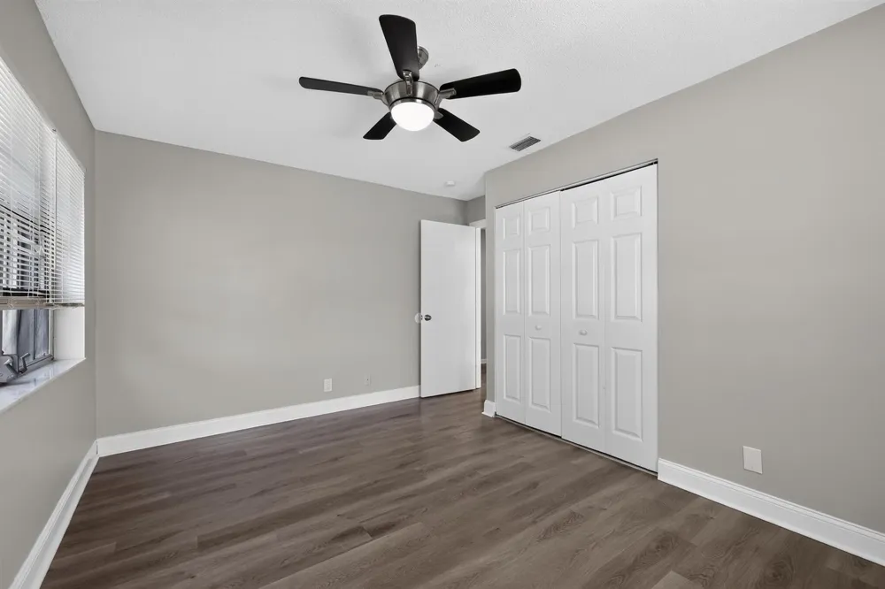 7823 NW 40TH STREET Coral Springs, FL 33065