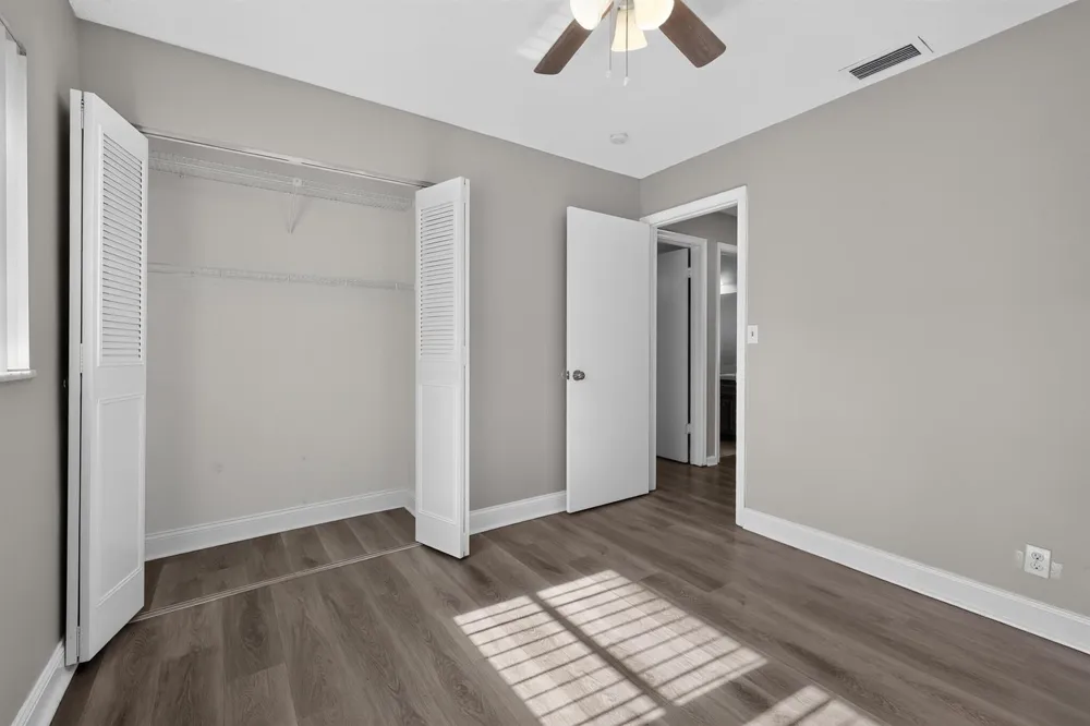 7823 NW 40TH STREET Coral Springs, FL 33065
