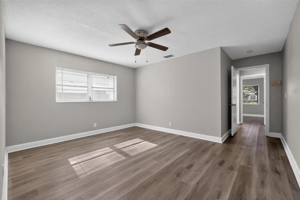 7823 NW 40TH STREET Coral Springs, FL 33065